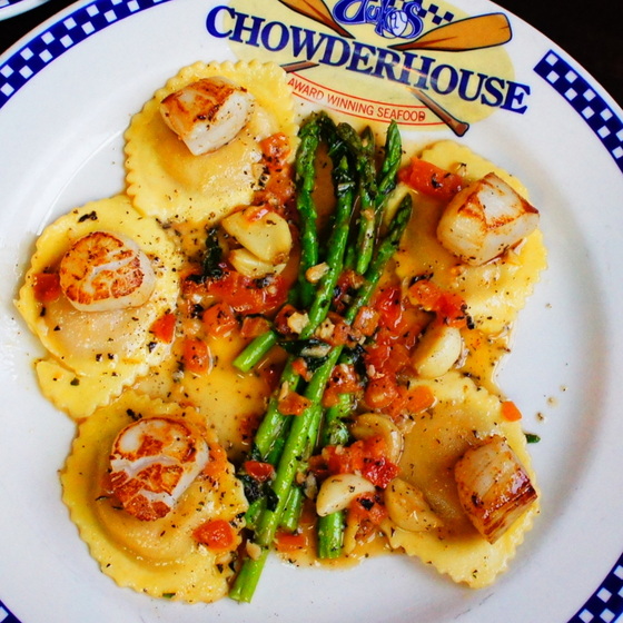 Thumbnail image for Scallops w pumpkin ravioli.JPG